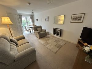 Photo 11- click for photo gallery